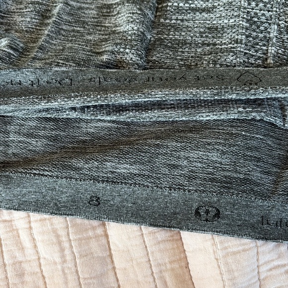 Lululemon Swiftly Tech 1/2 Zip Heather Olive Green Size 8 - Picture 6 of 6